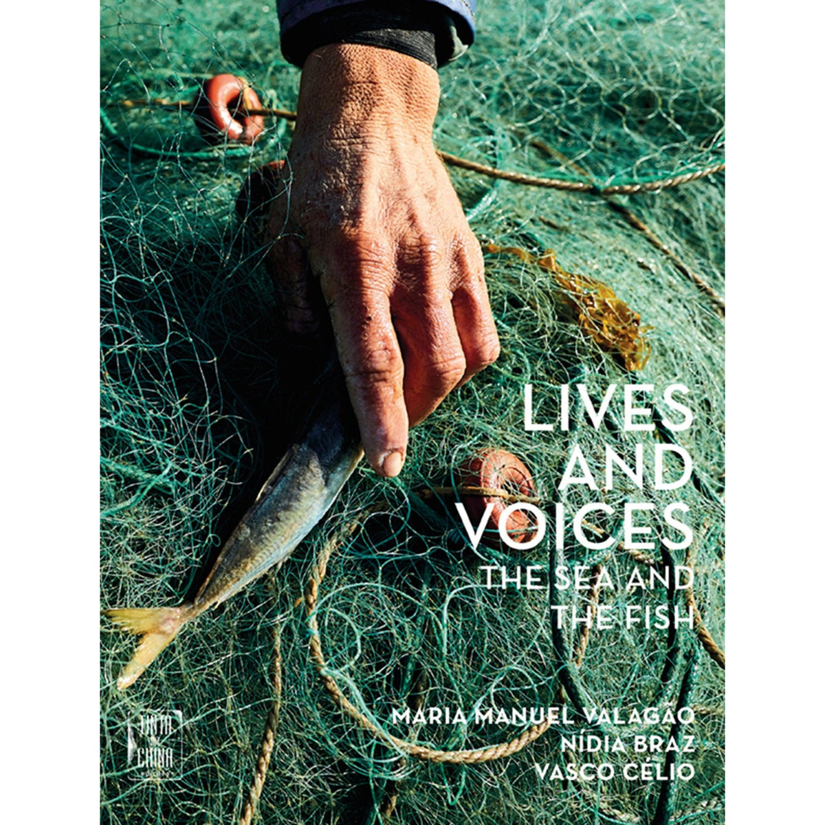 Lives and Voices de Maria Manuel Valagão
