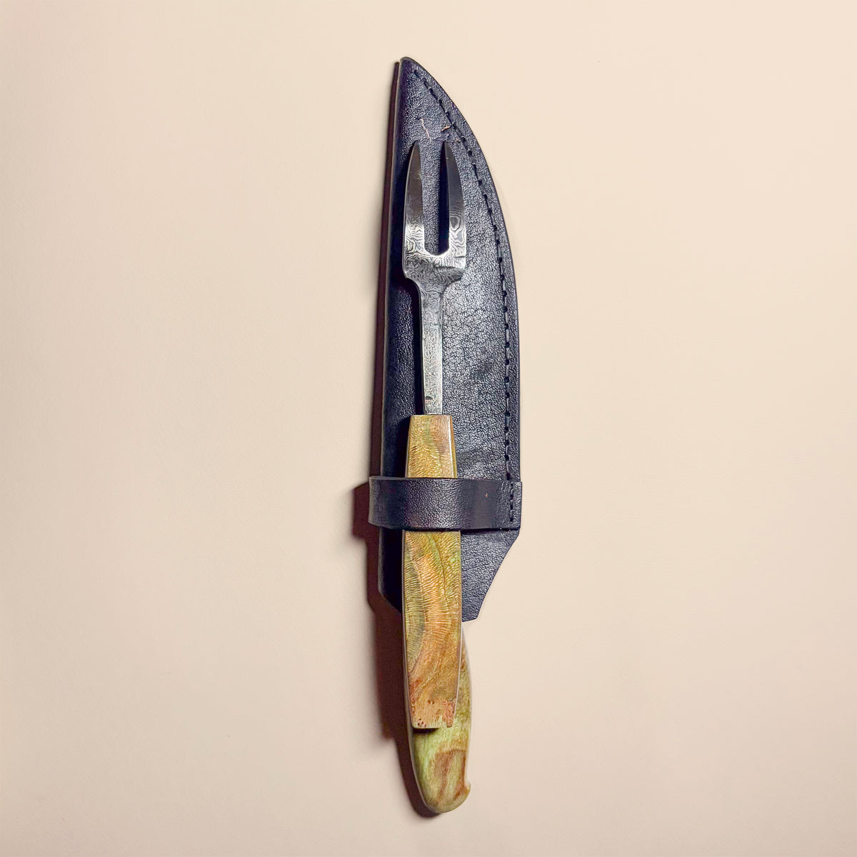 Ciervo Damascus Steel BBQ Carving Set – Green Plátano Wood Handles (Knife & Fork)
