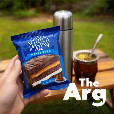 Águila Alfajor Classic Minicake with Dulce de Leche & Cream 69g / 2.4 oz | Argentine Chocolate Treat
