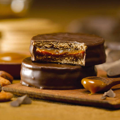 Cachafaz Dark Chocolate Alfajores | 12 Pack Argentine Dulce de Leche Cookies (720g / 1.58 lb)