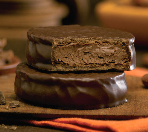 Cachafaz Chocolate Mousse Alfajor Covered in Chocolate | 6 Units 300g
